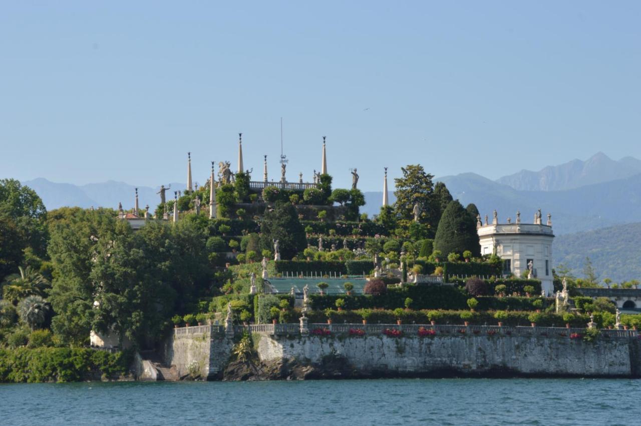 Villa Magnolia Bb, Lago Maggiore Massino Visconti Luaran gambar