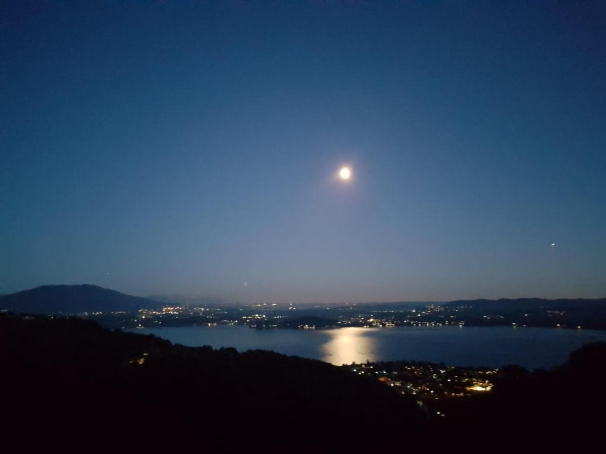 Villa Magnolia Bb, Lago Maggiore Massino Visconti Luaran gambar
